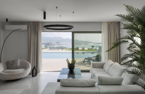 Ammoudara Villa | 5 Bedroom Luxury Villa