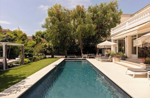 Cannes Apartment | A LUXURIOUS RETREAT AT THE CENTER OF THE FRENCH RIVIERA - POOL VILLA - CANNES