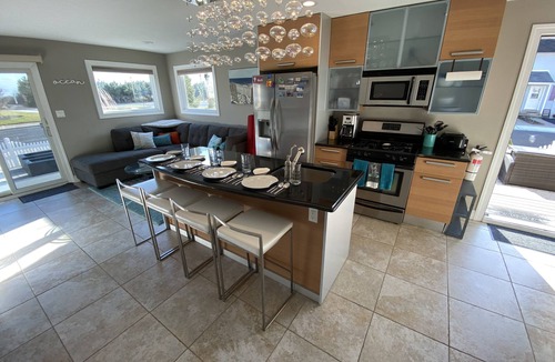 Brigantine Condo | A Stones Throw 2 Beach & AC, Fireplace+ Outdoor Lounge great 4 small Families!