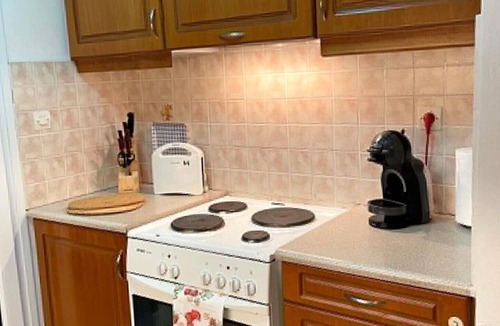 Kokkoni Cottage | Aethera Maisonette Family-Friendly Maisonette with Large Garden & BBQ in Kokoni