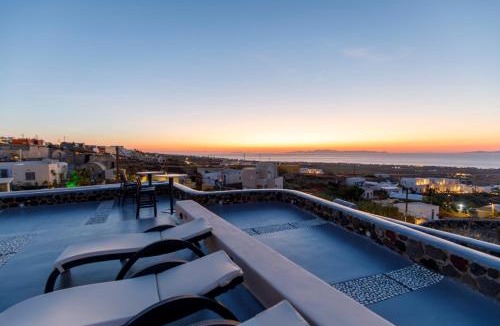 Finikia Hotel | Agave Cave Studios