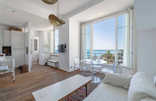 Fabron Apartment | Air-conditioned Seafront Apartment – Nice