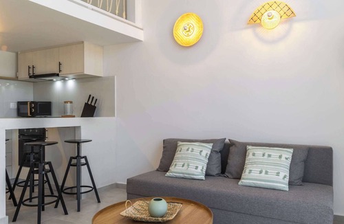 Adamas Apartment | Akti Waterfront Modern lofts: Aegean