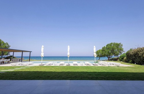 Kamiros Villa | An Impressive Beachfront Luxury Retreat with Private Beach
