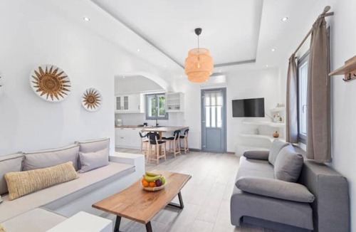 Paleopolis House | Andros Central & Luxury Home