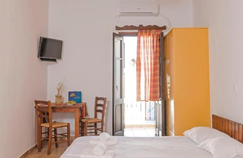 Astypalaia Apartment | Anemosyris Studios
