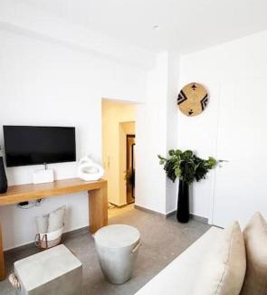 Ermoupoli Apartment | Angel Syros Luxury Apartment