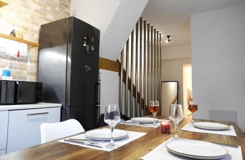 Gennadi House | Angelica Residence
