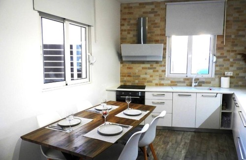 Gennadi House | Angelica Residence