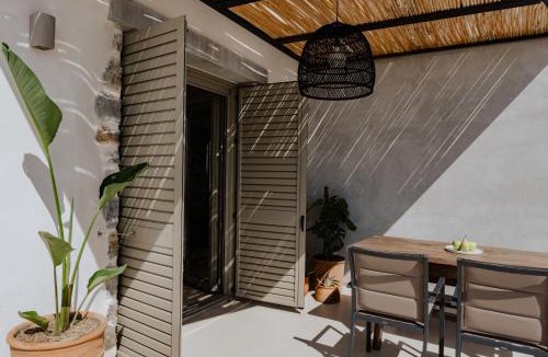 Mirthios House | Antigone's Stone House