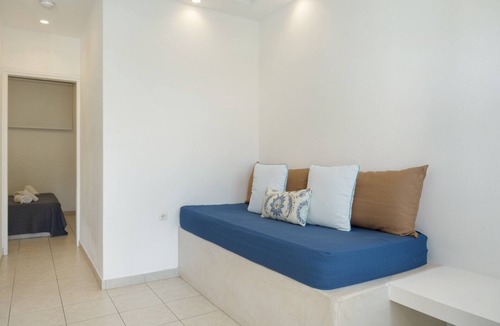 Agios Georgios Bed & Breakfast | Apartment Garden View 3 Guests with Wi-Fi and Air Conditioning