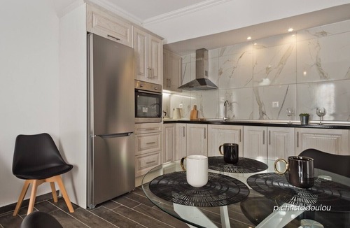 Karpathos Town Apartment | Apartment 'Helios 2' with Sea View, Wi-Fi and Air Conditioning