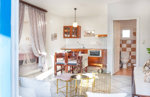 Agios Prokopios Apartment | Apartment In A Hotel 'Sun Rock Boutique - Villa Jasmine' with Private Terrace and Air Conditioning
