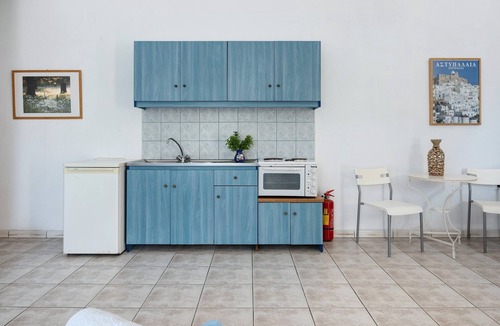 Astypalaia Apartment | Apartment 'Salonikia Studio No 3' with Sea View, Wi-Fi and Air Conditioning