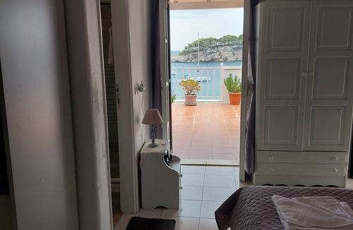 Patitiri Apartment | Apartment 'Unit 1' with Sea View, Wi-Fi, and Air Conditioning