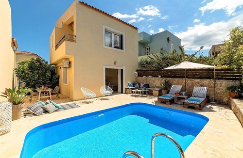 Kournas House | Apple Green Villa Private Pool