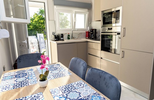 Zia Bed & Breakfast | Aroma Zia Basilicum Residence the authentic scents, colors & calmness of Kos