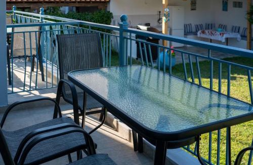 Polichrono Apartment | Athena's Studios