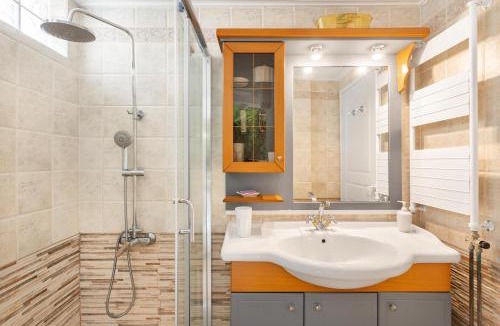 Pallini Villa | Athens Hills Villa