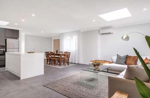 Balmain Apartment | Balmain Harbour Hideaway