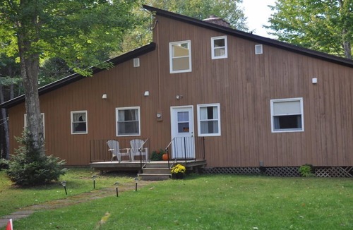 Cavendish Cottage | Bay Point Cottage Hide-a-way