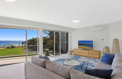 Avoca Beach Apartment | Beachfront Avoca Beach - Soundwaves 1