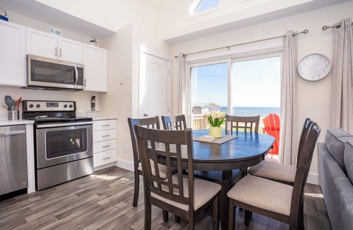 Savage Harbour House | Beachfront cottage in beautiful Savage Harbour.