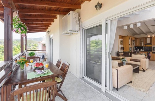 Neos Marmaras Apartment | Beautiful and Modern Apartment in Neos Marmaras