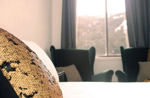 Thredbo Hotel | Bernti's Mountain Inn