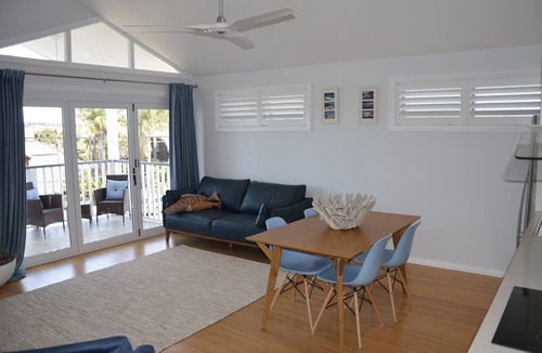 Freshwater House | between two beaches -Freshwater and Manly