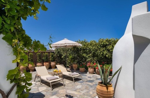Kamari Apartment | BH852 - C - Suite Santorini