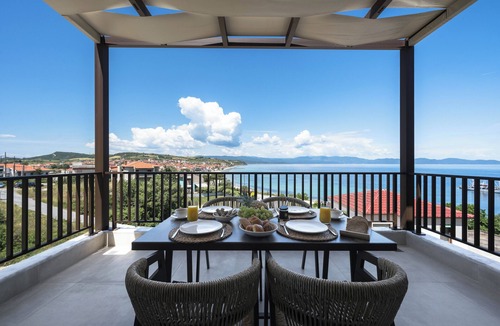 Nea Rodha Apartment | Blue Whisper Luxury Living Suites