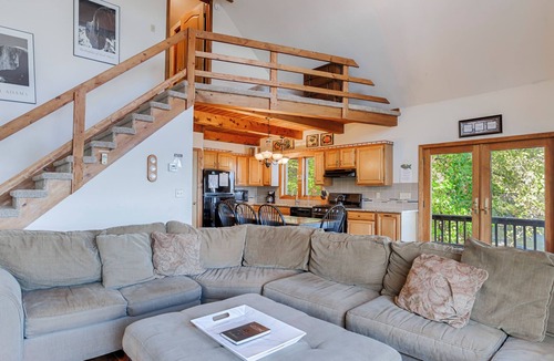 Valois House | Brookside: A Beautiful Chalet-Style Getaway on the Shore of Seneca Lake!