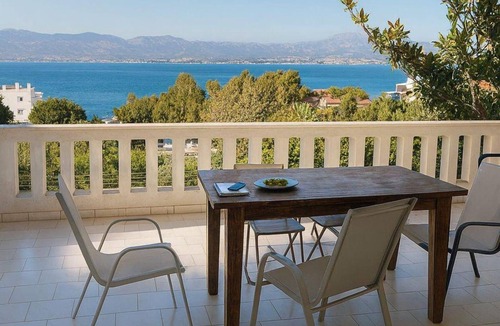 Chalcis House | Caecilia Lawrence Bio Sea Villa - Sleeps 12