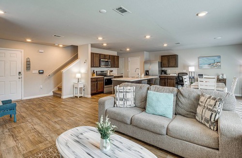 Gulf Hills House | 'Camden Ocean Springs' House Near Beaches!