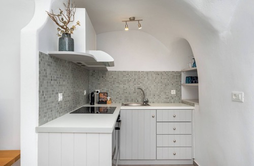 Vothon House | Canava Cave Messavoli Residence - Traditional Cycladic House