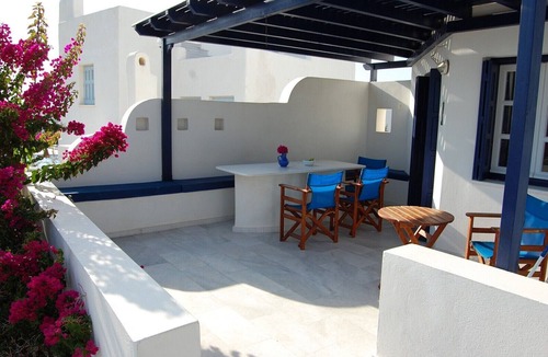 Stelida House | Care Naxos Home with sea views short walk to Prokopios beach