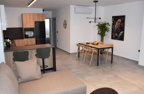 Paradisi Apartment | Casa di Pino B in Paradisi Square near Airport