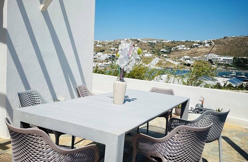 Ornos House | Charming 2-bedroom house with WiFi, AC in brilliant Sea view private residence.