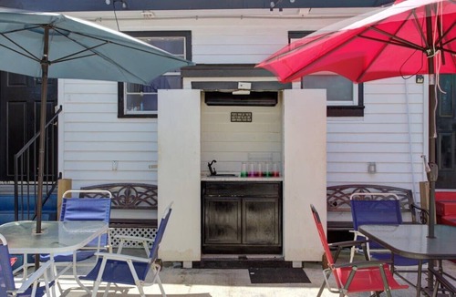 Mid-City House | Charming Central 2BR | Courtyard | Pet Friendly