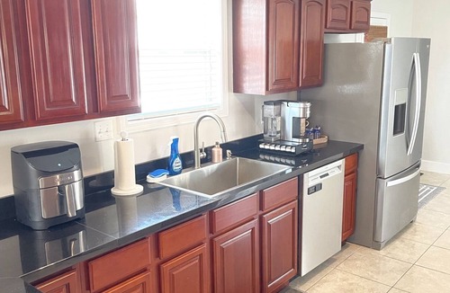 West End House | Charming Modern Home with a Pool -10 minutes to French Quarter & Downtown