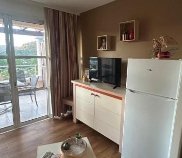 Cap Esterel Apartment | Cocon dans le village cap esterel