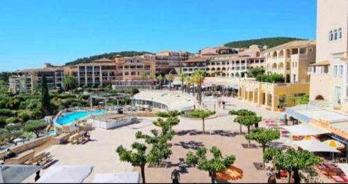 Cap Esterel Apartment | Cocon dans le village cap esterel