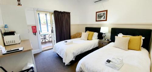 Gloucester House | Coppers Hill Private Accommodation