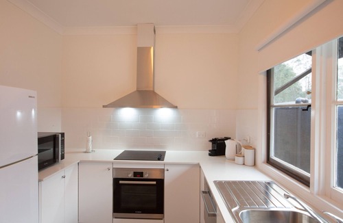 Pokolbin Cottage | Cosy two bedroom cottage in the centre of Pokolbin