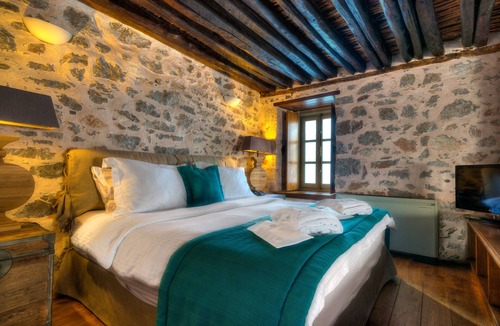 idhra Hotel | Cotommatae Hydra 1810