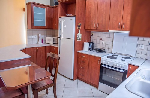 Kymi-Aliveri House | Country House 'Evoia Village House' with Mountain View, Wi-Fi and Air Conditioning
