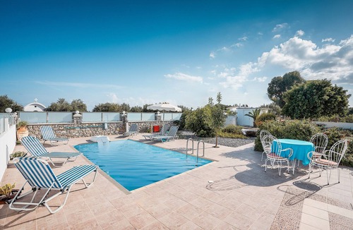 Gennadi Villa | Country House 'Green Pearl' with Sea View, Private Pool and Wi-Fi