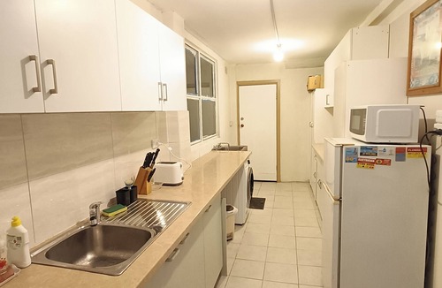Beecroft Apartment | Cozy and Peaceful Apartment with Beautiful and Tranquil Garden