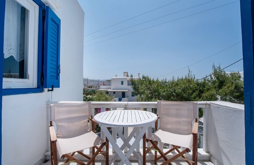 Mikri Vigla Apartment | Cozy Double Room on the 1st Floor